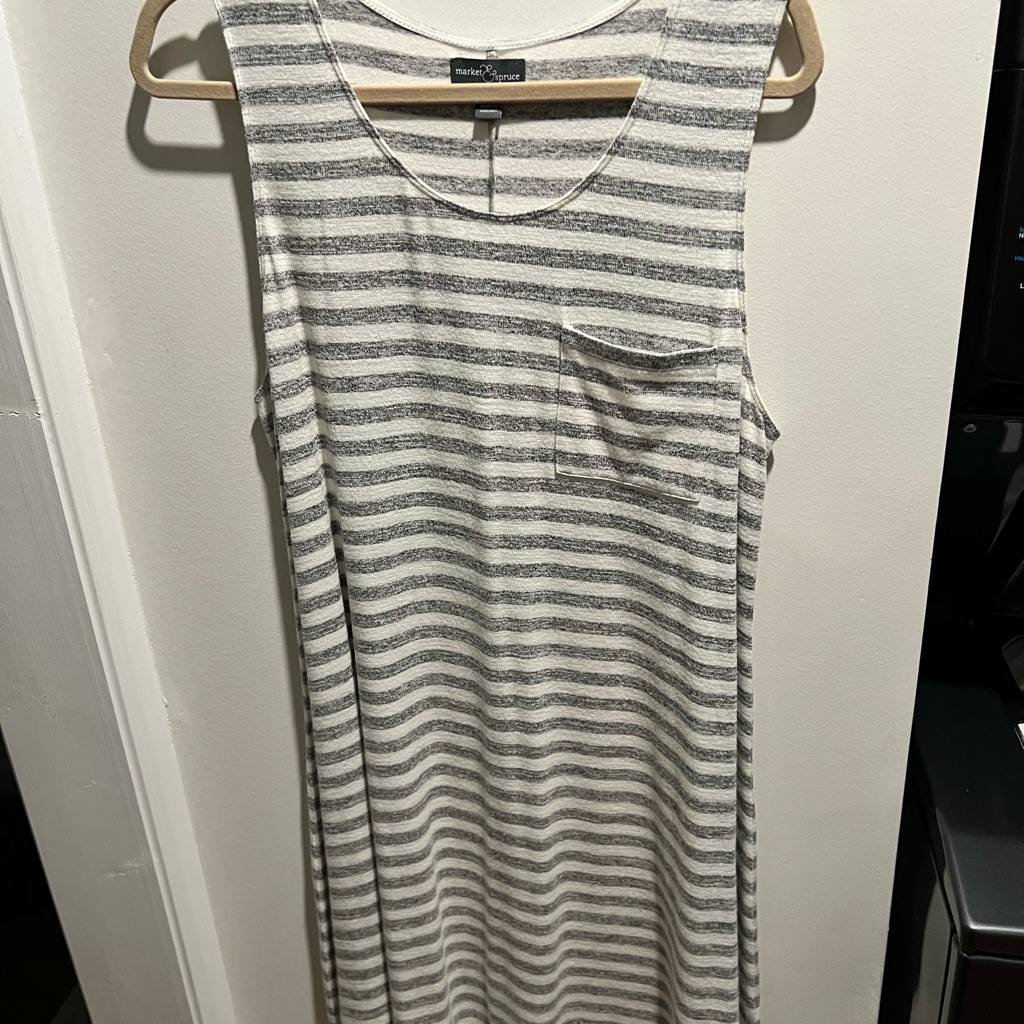 Market & Spruce White And Gray Sleeveless Sundress